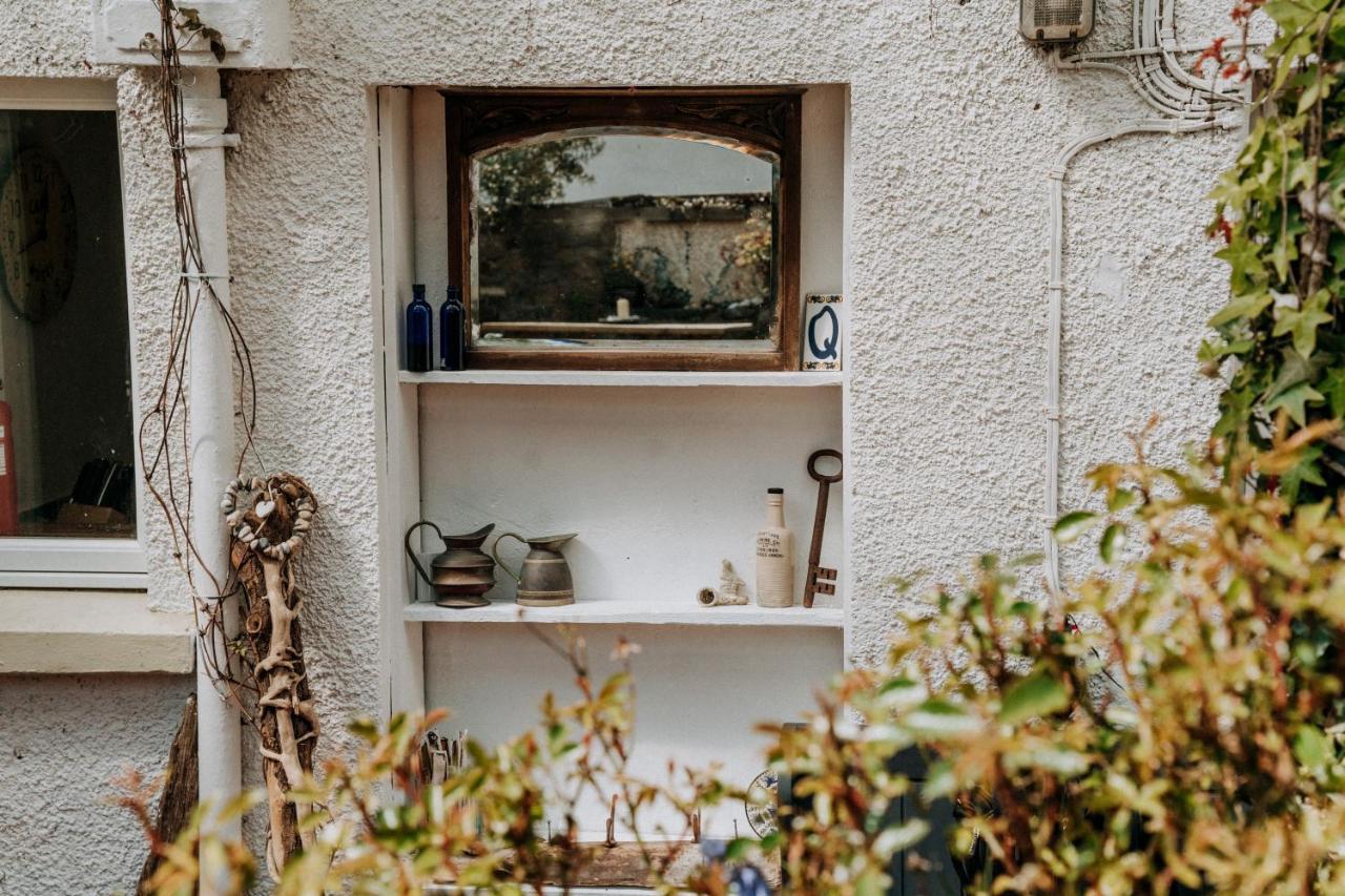 Hamilton Lodge - Cottage sleeps 8 Fishguard Eksteriør bilde